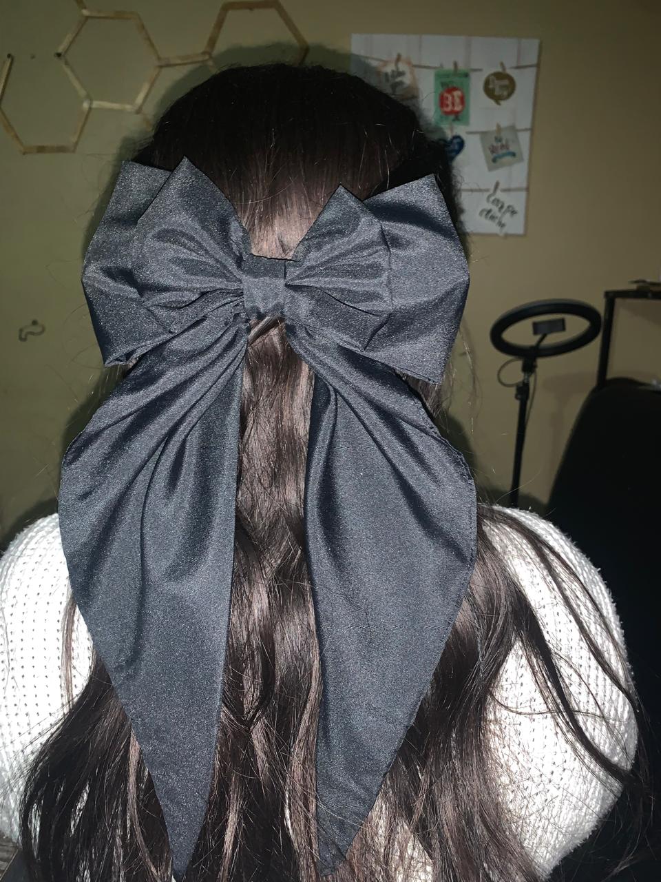 Black Hair Bow